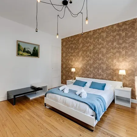 Les Capucins - 3 Bedroom Near The