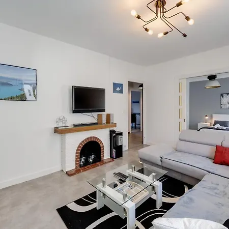 Les Capucins - 3 Bedroom Near The Annecy
