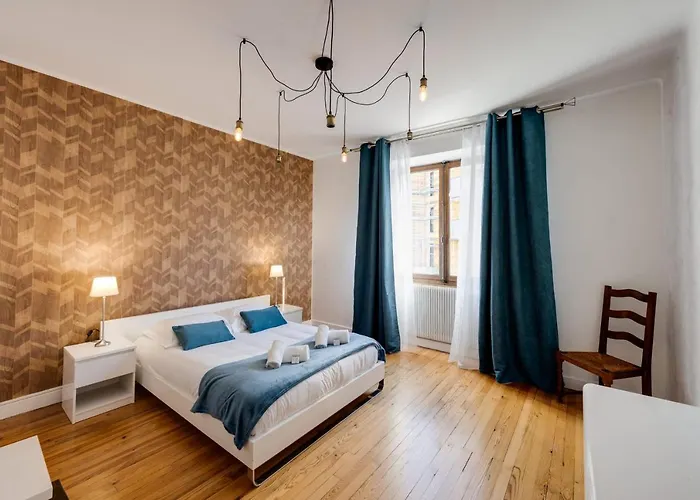Les Capucins - 3 Bedroom Near The Hébergement de vacances *