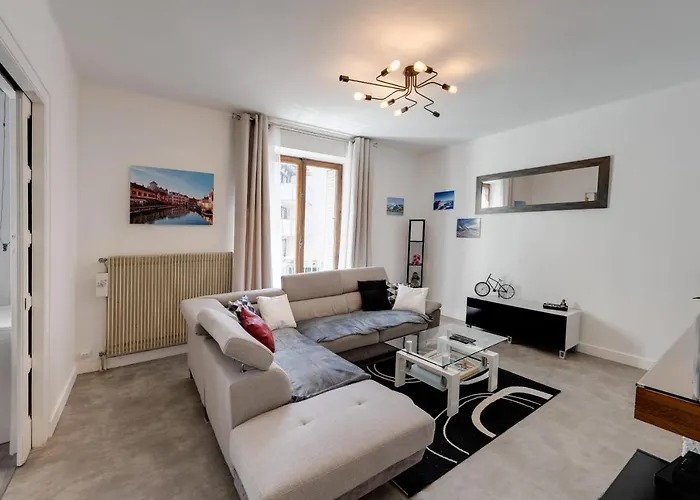 Hébergement de vacances Les Capucins - 3 Bedroom Near The *